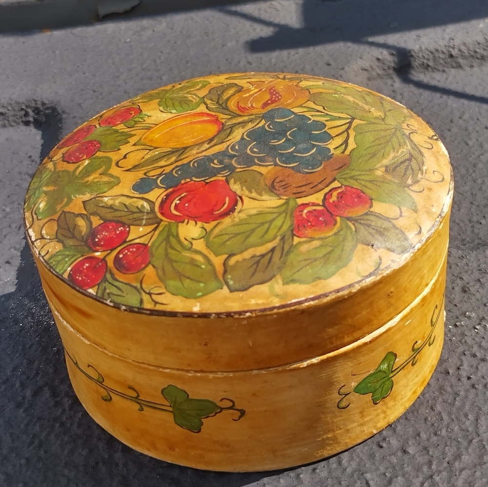 Alfred Knobler Paper Mache Trays